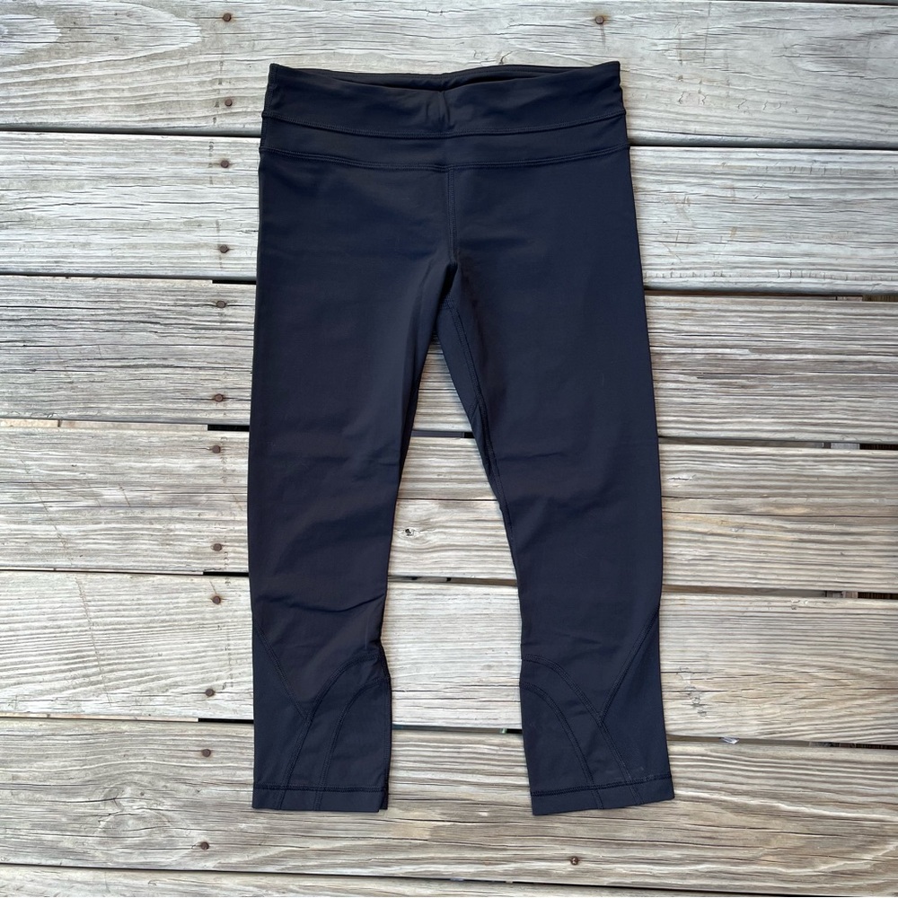 lululemon athletica Black Capri Leggings